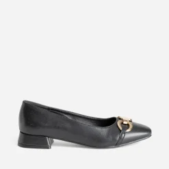 Ballerine à talon noire