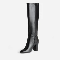 Botte à talon noire en cuir