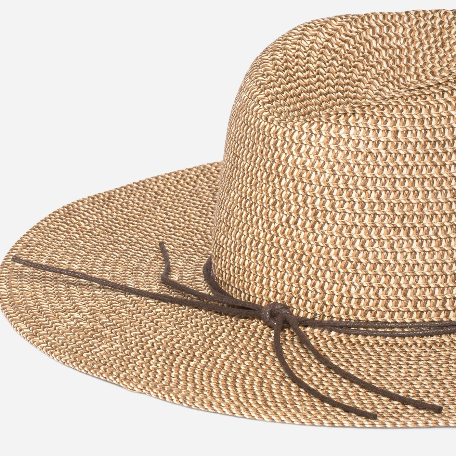 Capeline beige tressé