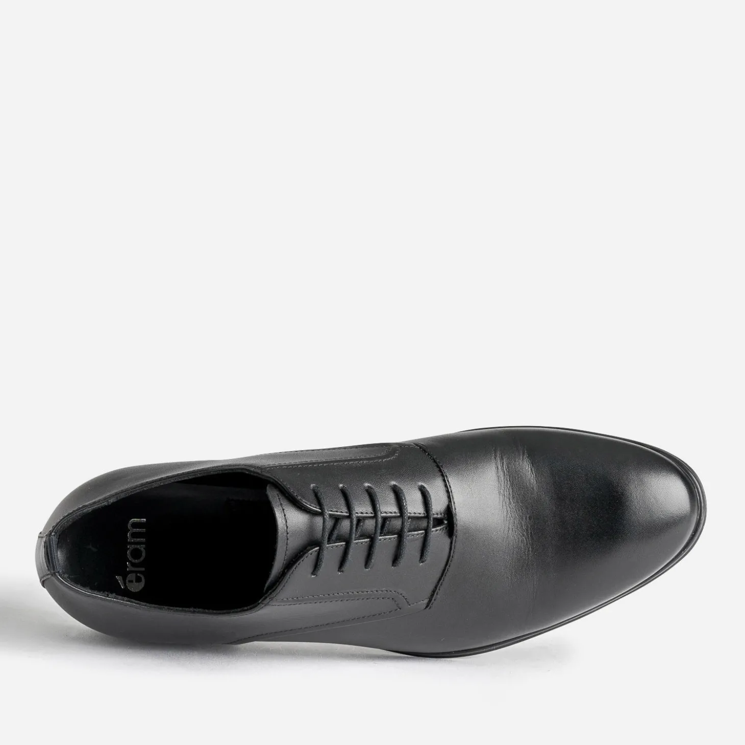 Richelieu noir en cuir