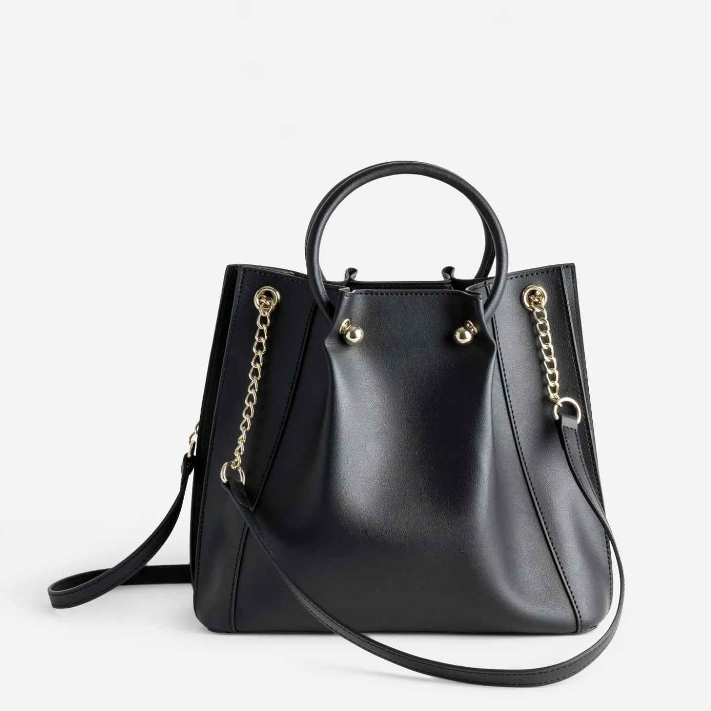 Sac noir forme seau