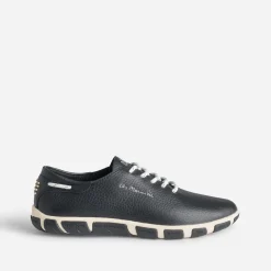 Tennis TBS bleu marine en cuir à semelle bicolore